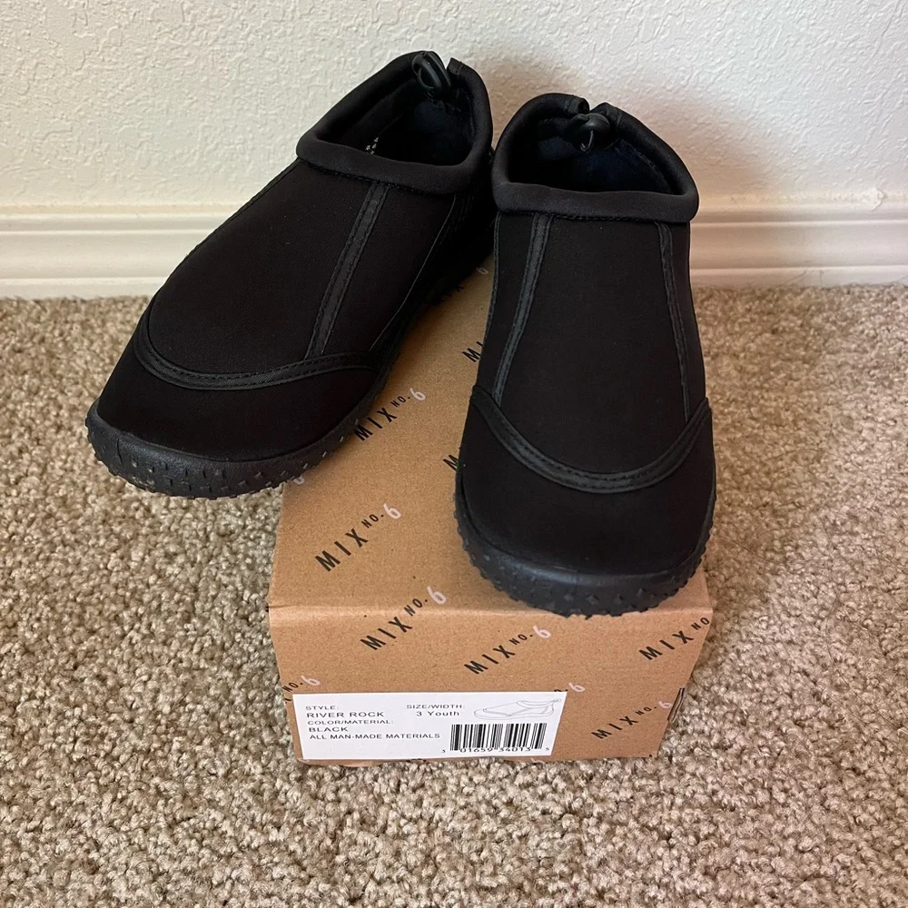 Brand new - Mix No. 6 - Water Shoe - black